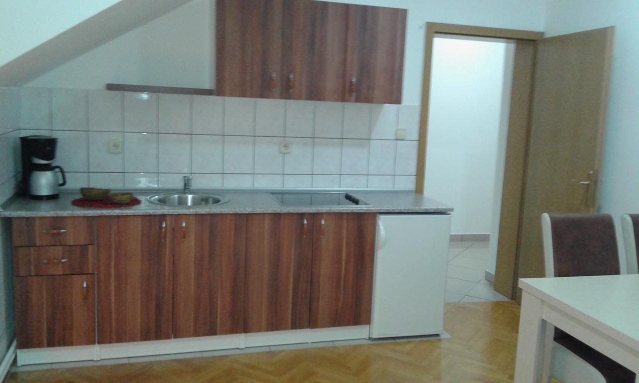 Apartment Villa Merci Sarajevo Exteriör bild