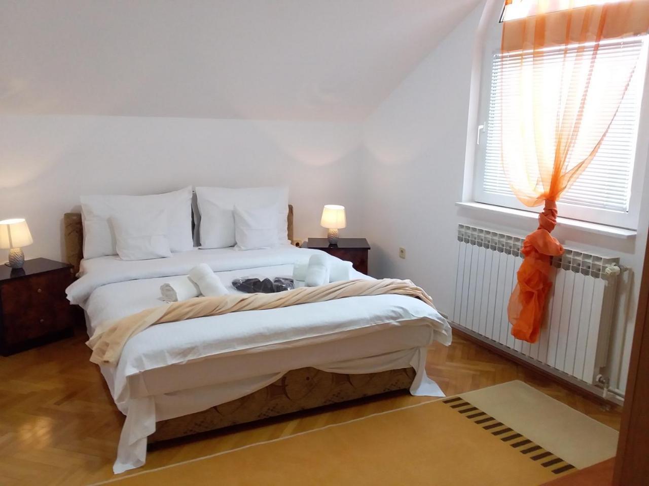 Apartment Villa Merci Sarajevo Rum bild